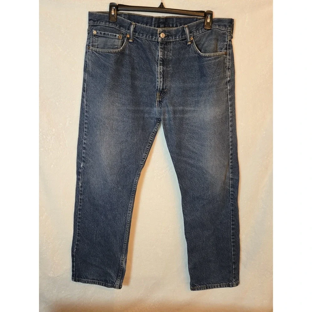 Levis 505 Jeans Mens 40 X 30 Blue Denim‎ Straight Leg Regular Fit Medium Wash